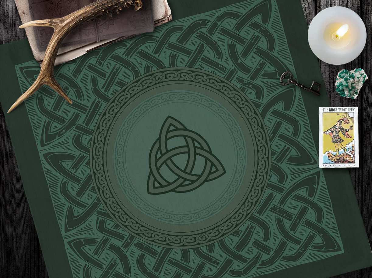 Celtic Altar Cloth Tarot Triple Knot Decor Square